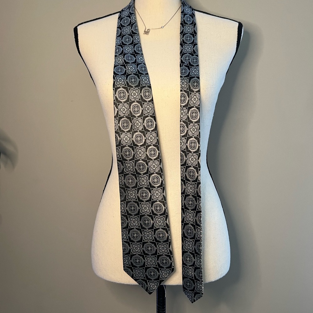 Vintage Men's Umberto Frasi 100% Silk Floral Geometric Pattern Tie 59"